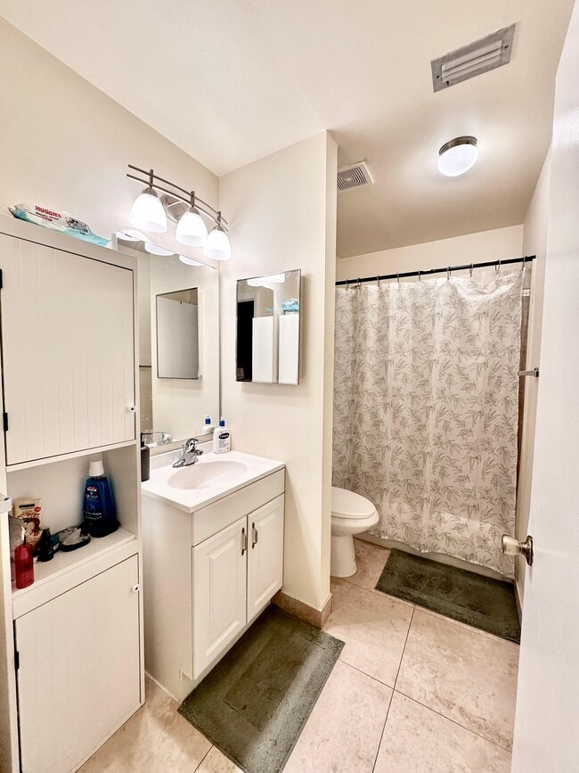 Building Photo - 485 SW 113th Way
