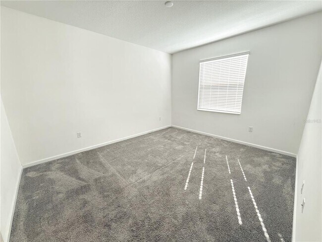 Building Photo - 6300 Chirpine Ln