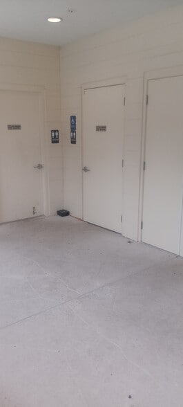 Building Photo - 34631 Jeb Stuart St