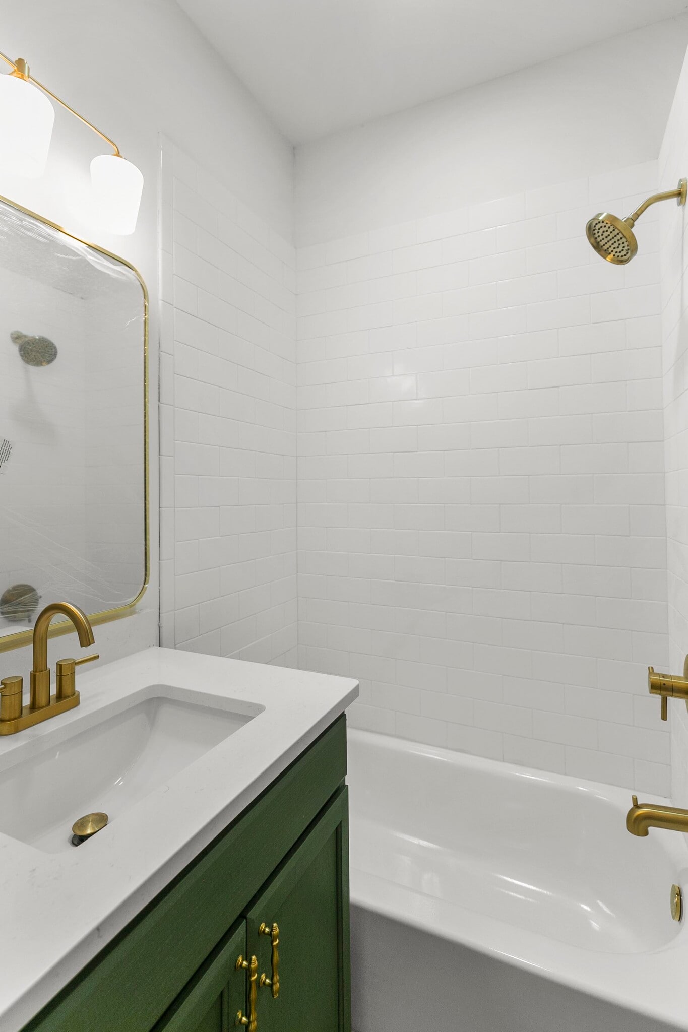 Building Photo - 142 S Broad St