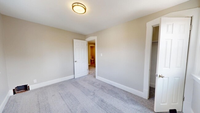 Building Photo - Cudell / West Boulevard Area - 3 bedroom/1...