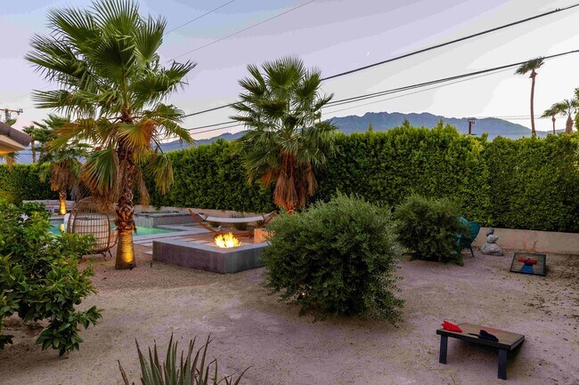 Building Photo - Luxury Oasis with Pool in Palm Springs (Monthly Only - No Long Term)