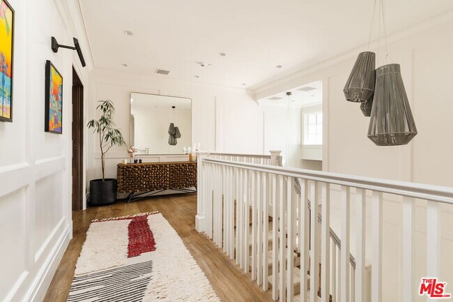 Building Photo - 957 Corsica Dr