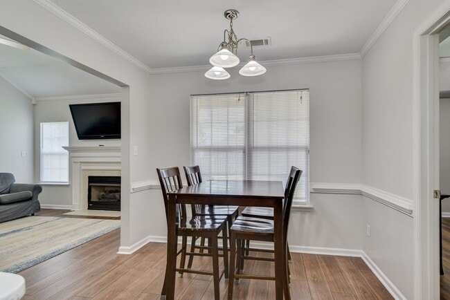 Building Photo - 660 Butler Springs Cir