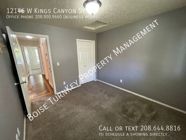 Building Photo - 12146 W Kings Canyon St