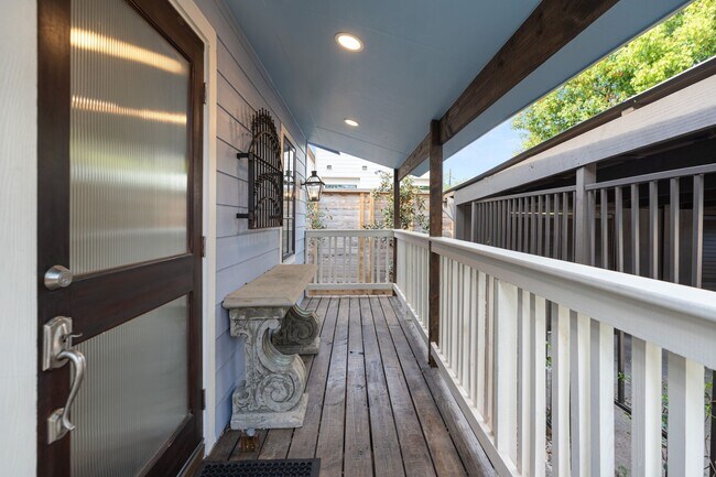 Building Photo - 1116 Nadine St