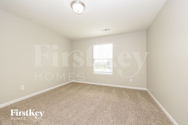 Building Photo - 2652 Candlewick Ct