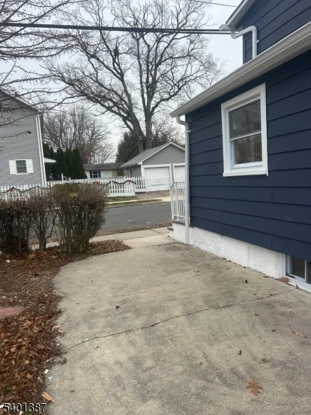 Building Photo - 396 Rea Ave