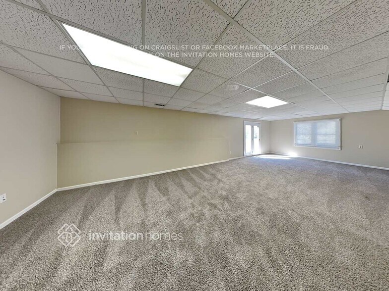 Building Photo - 373 Golfcrest Dr SE