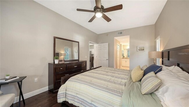 Building Photo - 4224 Central Sarasota Pkwy