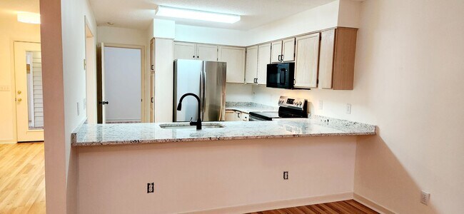 Building Photo - 6015 Caddy Cir