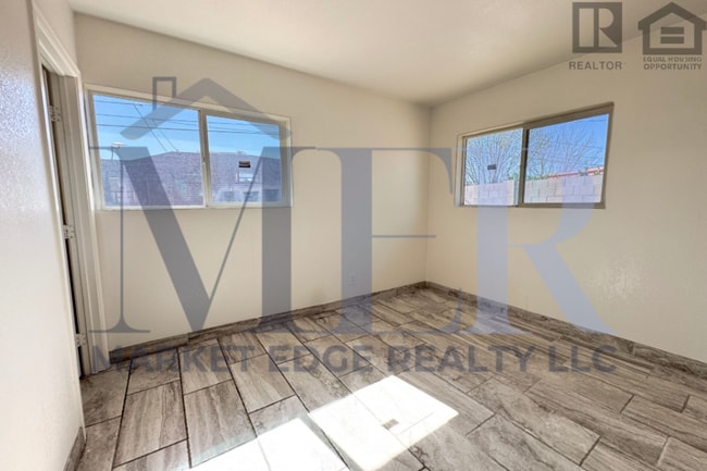 Building Photo - 3Bed/2Bath House 35th Ave/Bethany! NO APPLICATION FEE! - RV GATE, NO HOA!