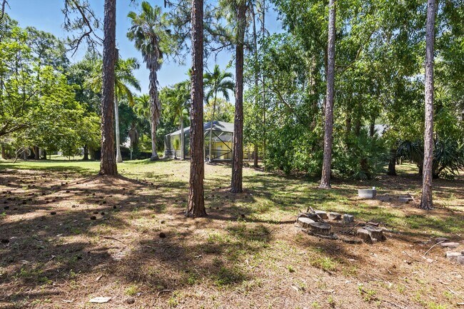 Building Photo - 14846 61st Ct N