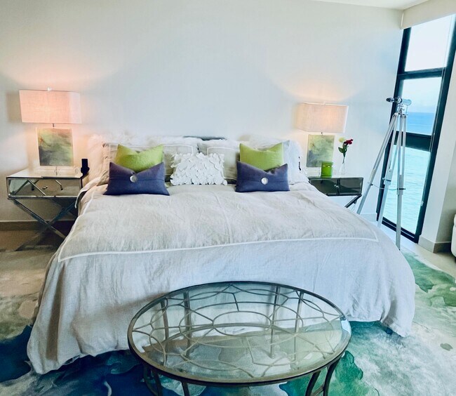 Building Photo - 5510 N Ocean Dr