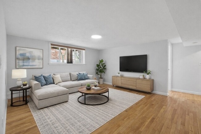 Building Photo - 20 Westgate Rd