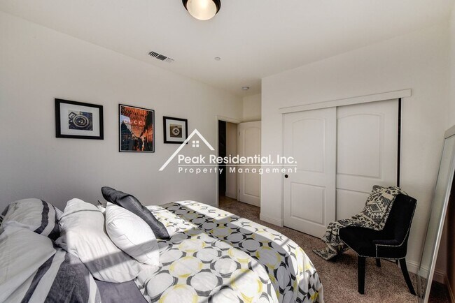 Building Photo - 4 Bedroom, 3 Bath Home in Rancho Cordova