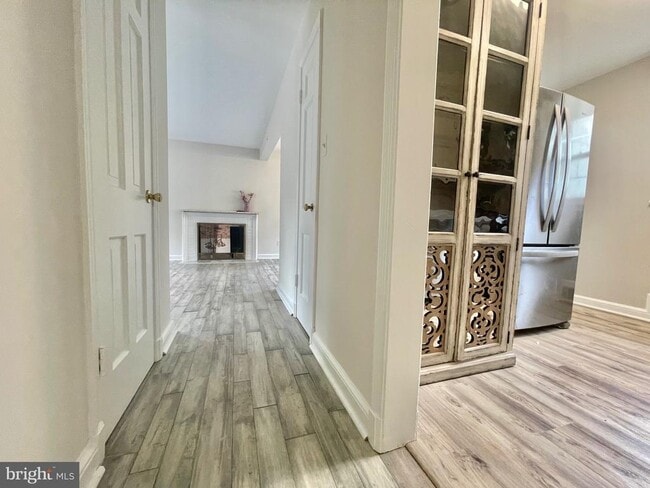 Building Photo - 8614 Ridge Rd