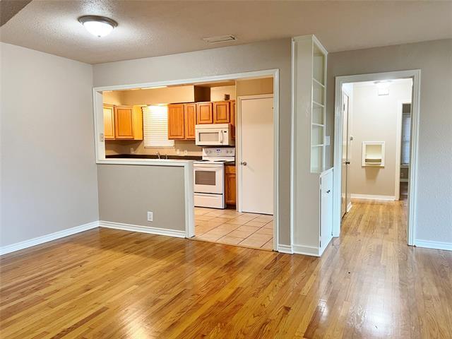 Building Photo - 106 Monticello Dr