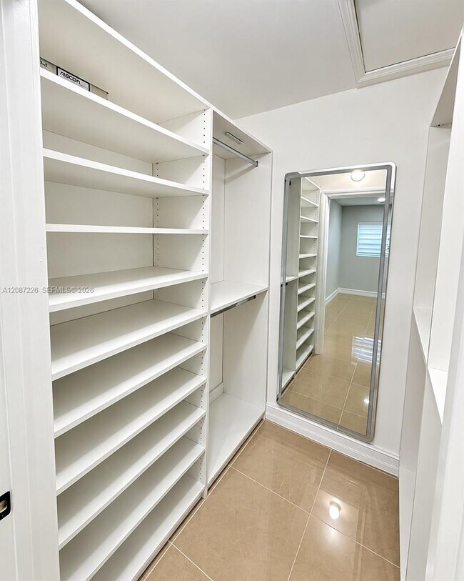 Building Photo - 20912 SW 118th Ave