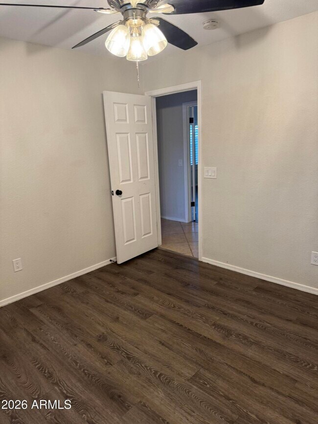 Building Photo - 4230 E Saltsage Dr