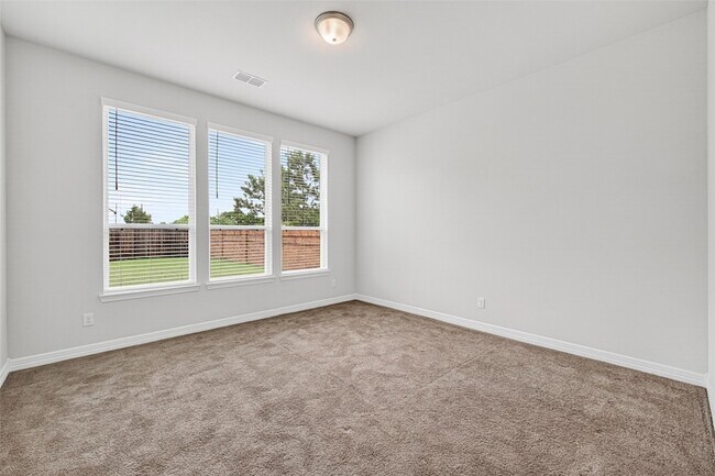 Building Photo - 6602 Albany Forest Ct