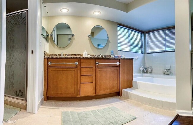 Building Photo - 3 br, 2.5 bath Townhome - 6728 Boca Pines Trl
