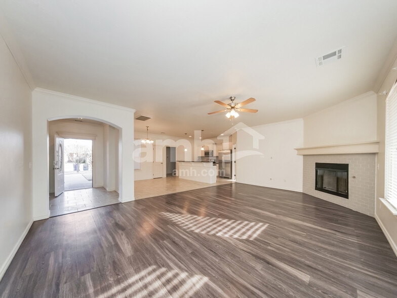 Building Photo - 4817 Limestone Dr