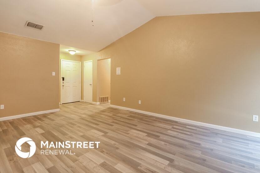 Building Photo - 1704 Acorn Dr