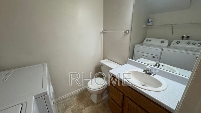 Building Photo - 6925 Florentine Way