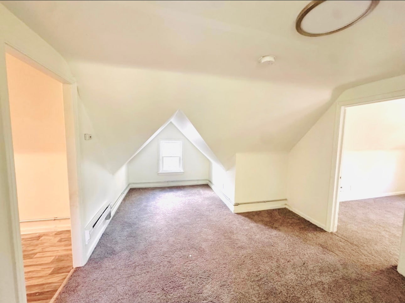Building Photo - 2065 W 85th St