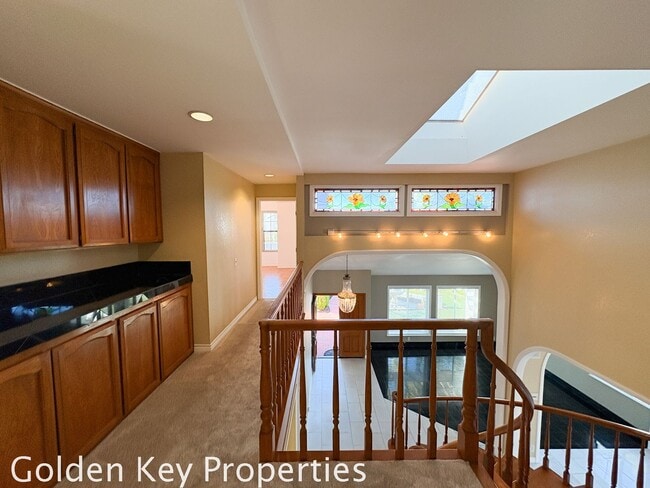 Building Photo - Welcome to this stunning 4-bedroom, 3-bathroom home located in the desirable La Costa neighborhoo...