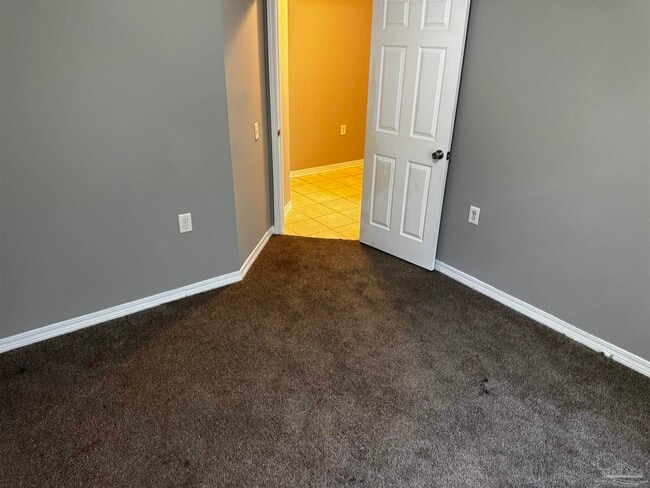 Building Photo - 9184 Arand Dr