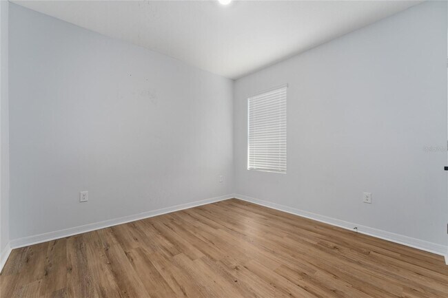 Building Photo - 1982 King Ranch St