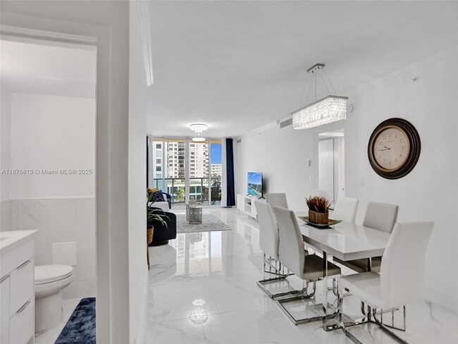 Building Photo - 2501 S Ocean Dr