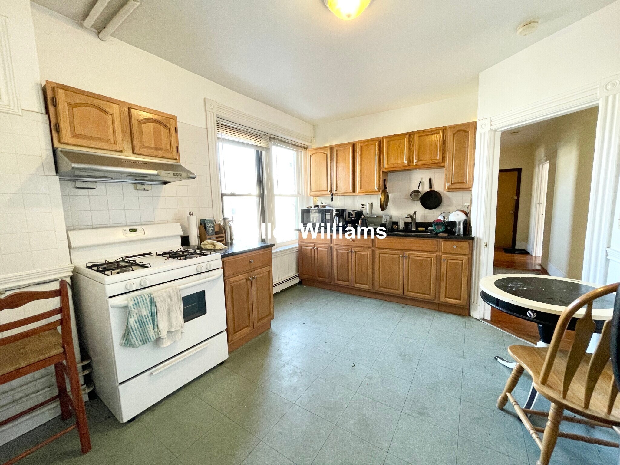 Building Photo - 60 Empire St