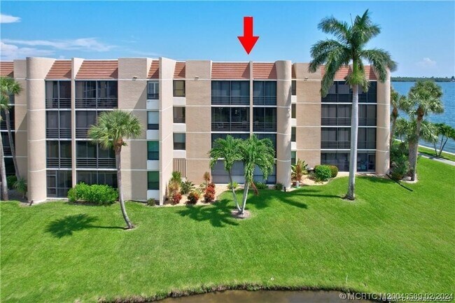 Building Photo - 3442 NE Causeway Blvd