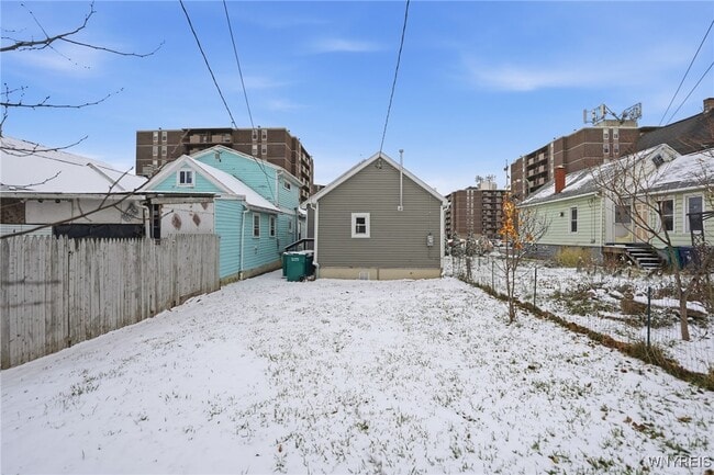 Building Photo - 265 Efner St