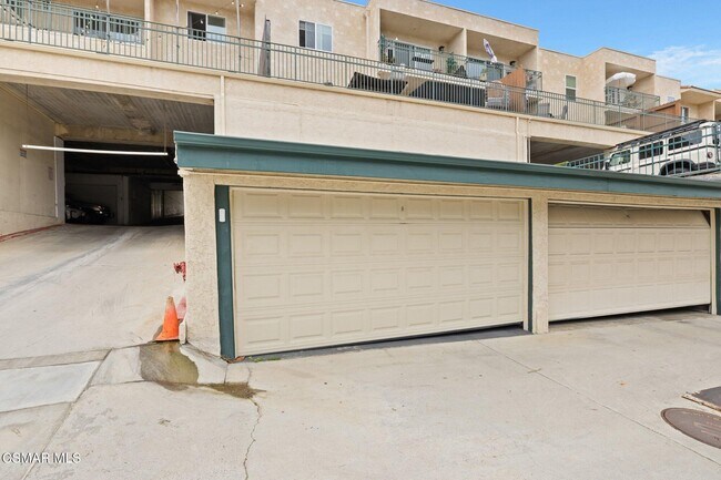 Building Photo - 6482 Cavalleri Rd