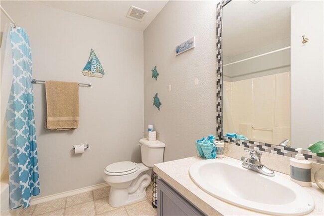 Building Photo - 4601 Water Lily Ave