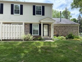 Building Photo - 1412 Hidden Meadows Dr E