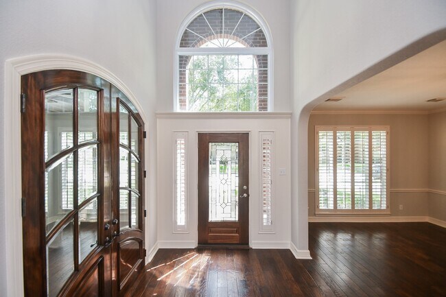 Building Photo - 22402 Caroline Chase Ct