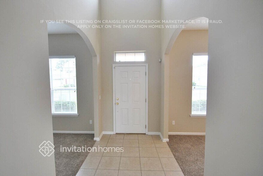 Building Photo - 9260 Prosperity Lake Dr