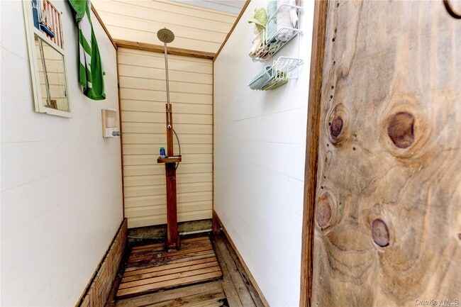 Building Photo - 67 Vermont St