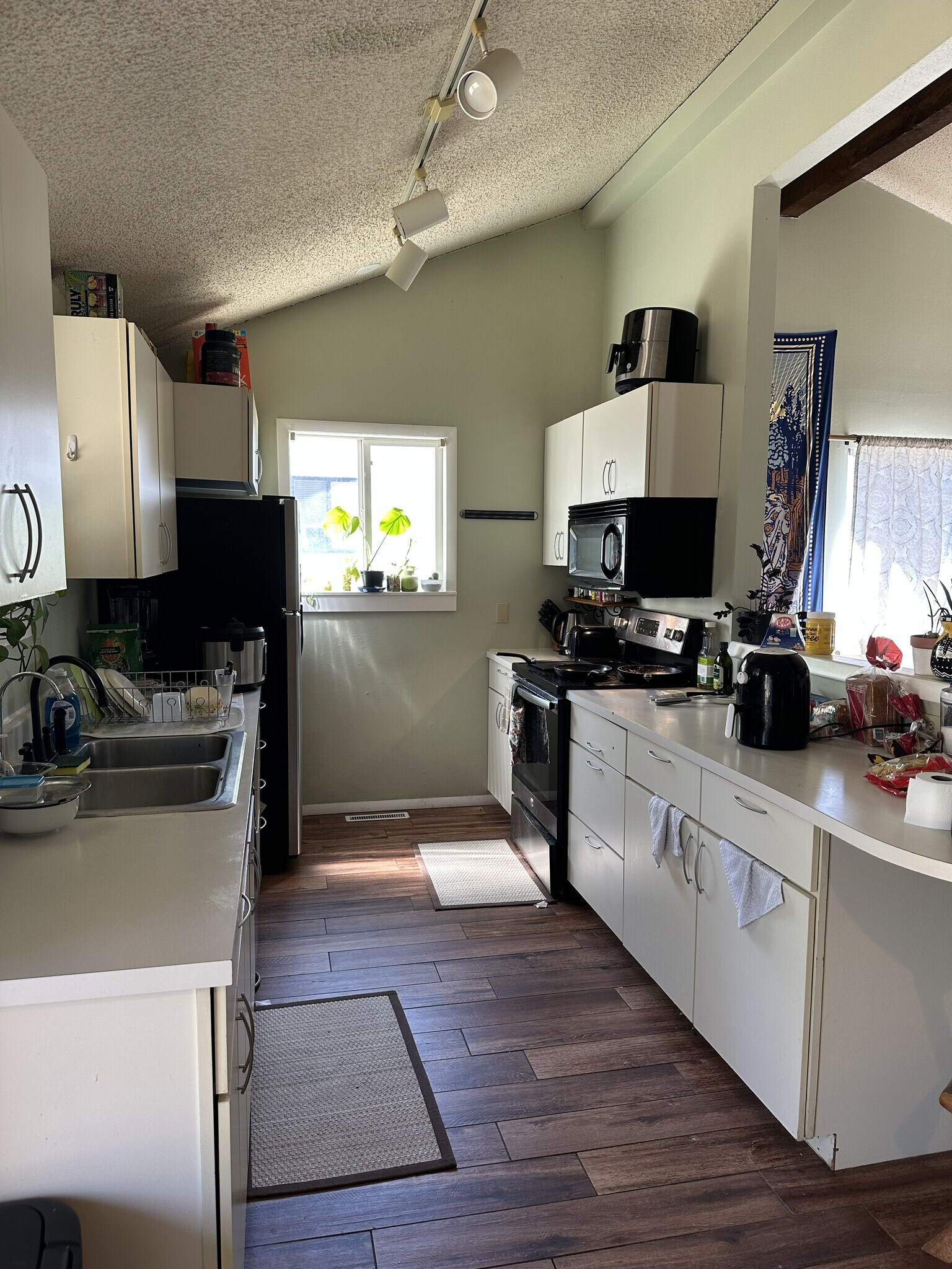 Building Photo - 2633 Sherwood Cir