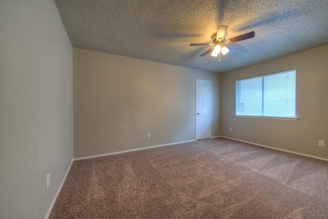 Building Photo - 2412 Burleson Ct