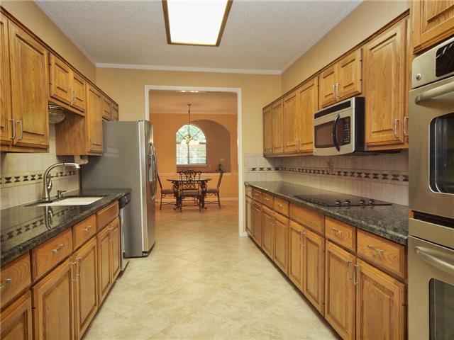 Building Photo - 7500 Canna Cove