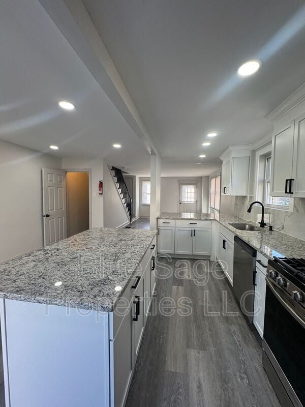 Building Photo - 1229 Wilson Dr