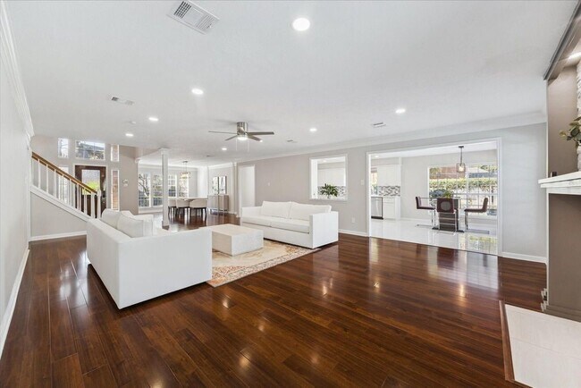 Building Photo - 30 Penny Green St