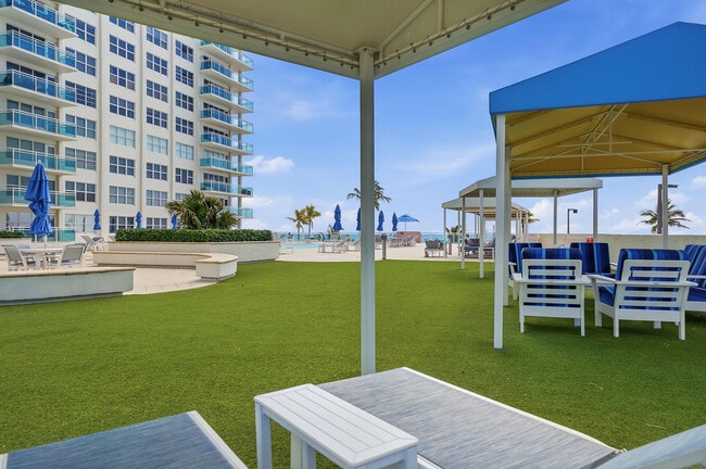 Building Photo - 3900 Galt Ocean Dr
