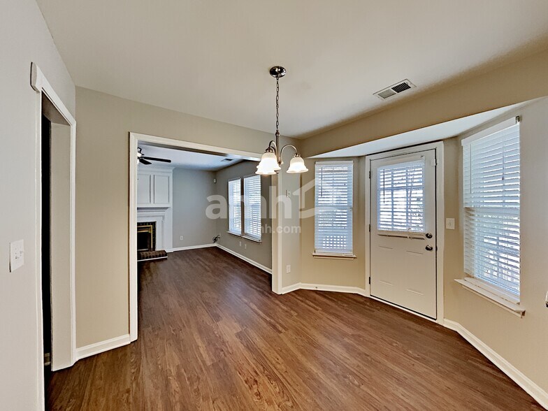 Building Photo - 12208 Shiro Ct